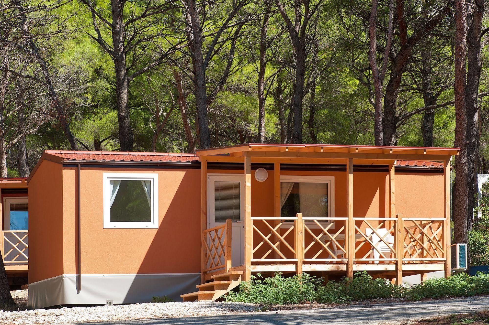 Mobile Homes Basko Polje Campground Baška Voda Exterior foto